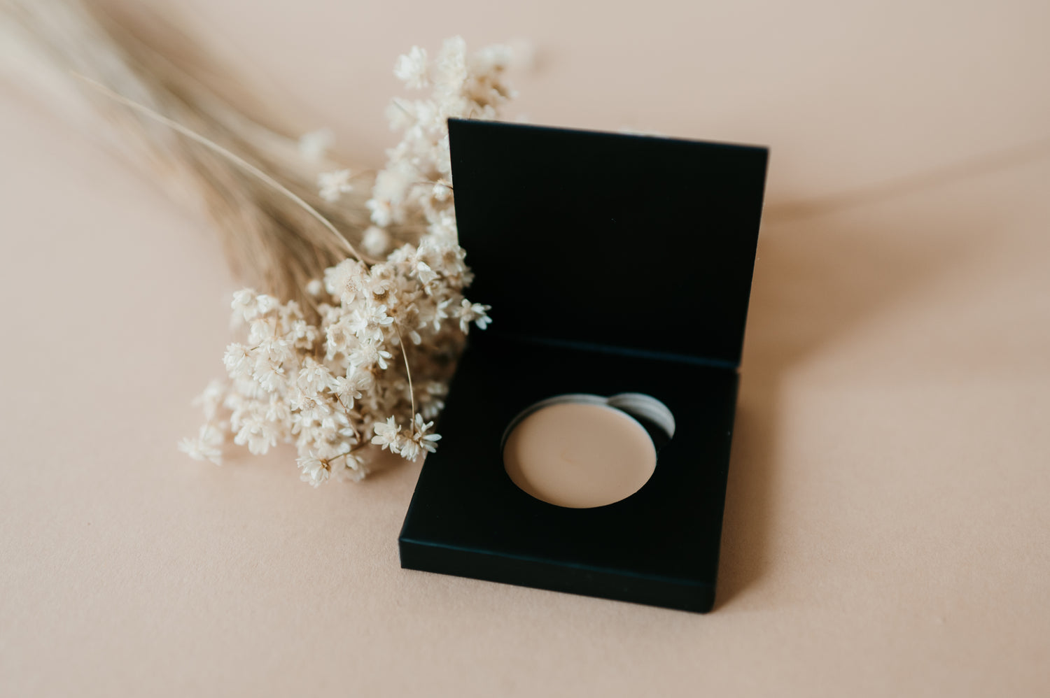 EMPTY Reusable Compacts for Eco-Refills